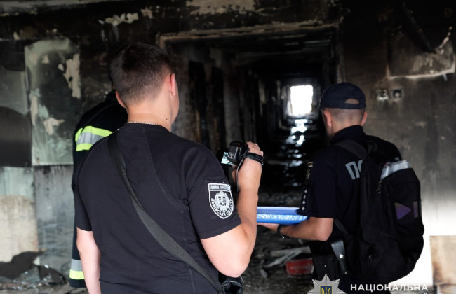 В полиции назвали предварительную причину взрыва и пожара в отеле «Власта» во Львове