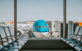 В Барселоне родители оставили 10-летнего сына в аэропорту из-за просроченного паспорта и улетели в отпуск