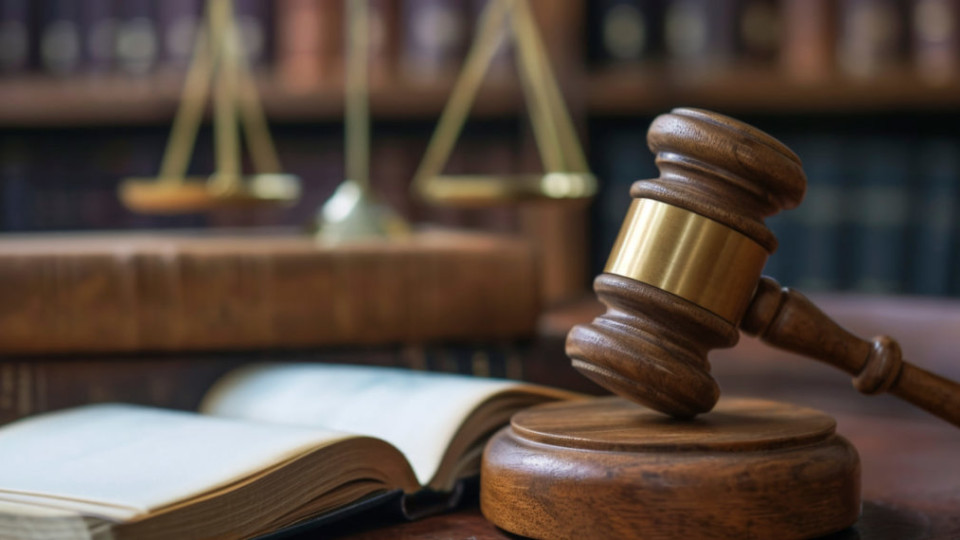 Погрози вбивством і нецензурна лайка стали підставою для покарання домашньому кривднику: апеляція не допомогла