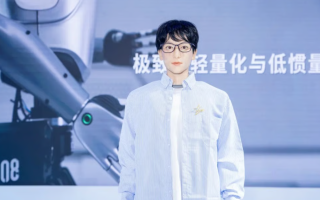 В Китае робот поступил в университет на актерский факультет – впервые в истории