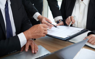 В Гоструда объяснили, как осуществляется контроль за исполнением коллективного договора на предприятии