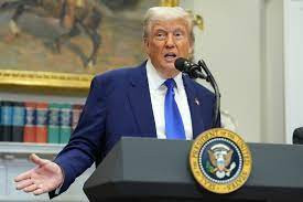 Аналитики опасаются, что РФ лишь тянет время, пока Белый дом планирует встречу Трампа и Путина – WSJ