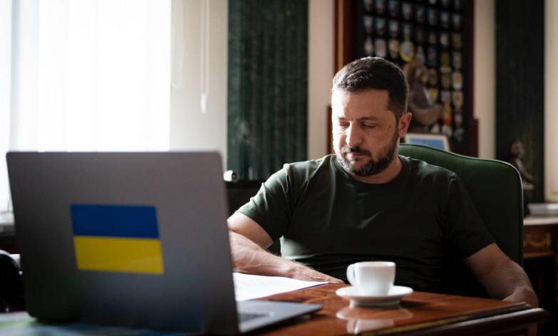Зеленський провів розмову з прем’єр-міністром Чехії Петром Фіалою — обговорили закінчення війни