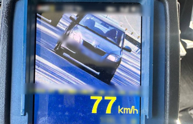 В Киеве с поличным поймали водителя, который подвыпил, во время превышения скорости