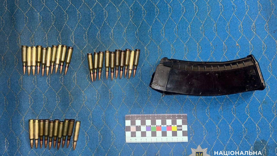 На Вінниччині поліцейські затримали чоловіка, який збував боєприпаси