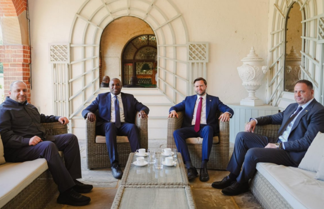 Мир возможен только при уважении суверенитета Украины, — Ермак и Умеров встретились с Вэнсом в Британии