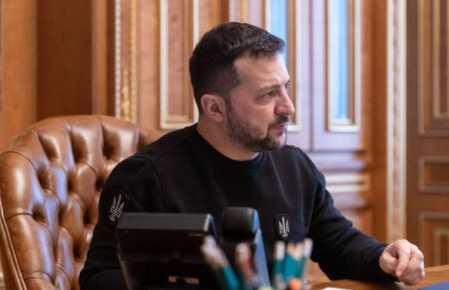 Зеленский обсудил с Токаевым опасность раздела независимых государств