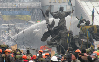 Пожизненная помощь и скидка на коммуналку — Кабмин предлагает льготы участникам Революции Достоинства