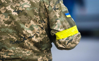 Апелляционный суд остановил производство по делу о содержании родственницы военнослужащим — детали дела