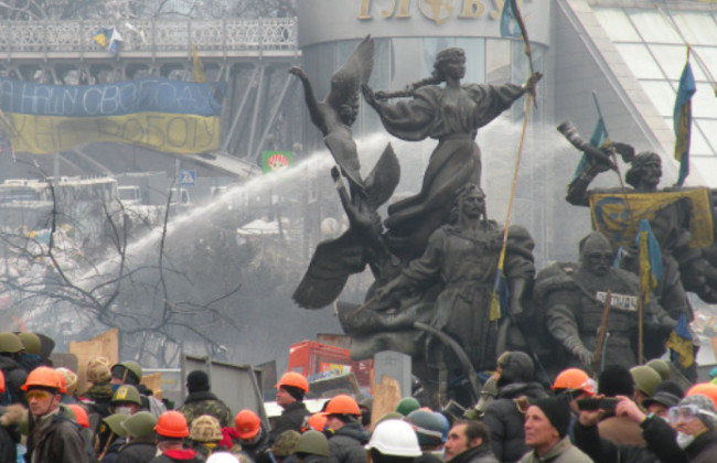 Довічна допомога та знижка на комуналку — Кабмін пропонує пільги учасникам Революції Гідності