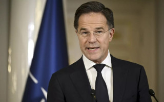 В мирном соглашении может быть признан де-факто контроль России над частью Украины, – Генсек НАТО Рютте