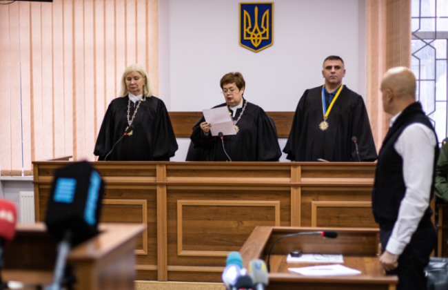Професія судді стає все більше жіночою – майже 55% суддів є жінками