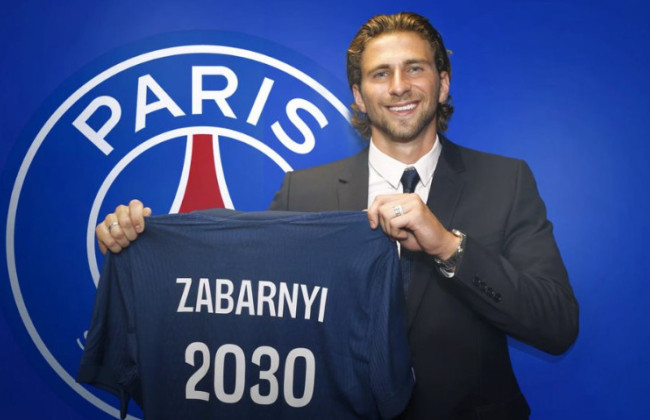 Український футболіст Ілля Забарний перейшов до французького ПСЖ та вписав своє ім’я в історію