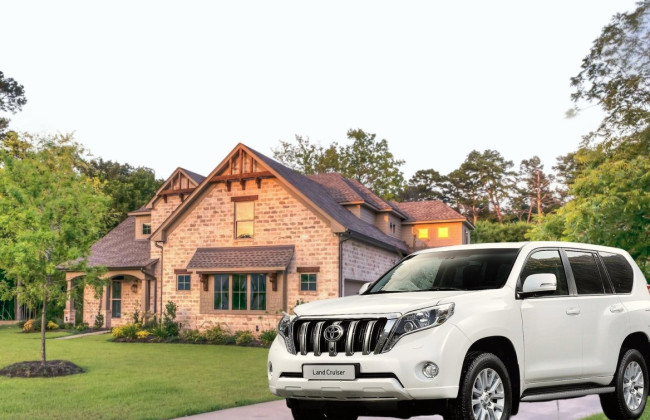 На Харьковщине депутатка купила автомобиль Toyota Land Cruiser Prado 150 за 100 тысяч гривен