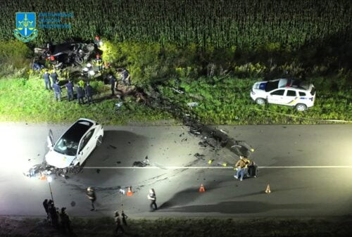 В Хмельницкой области столкнулись две легковушки, погибли пять человек