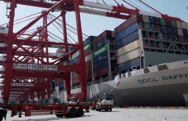 США и Китай продлили тарифное перемирие еще на 90 дней, избежав угрозы торгового эмбарго