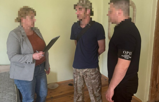 Львовянин получил 7 лет за переправку мужчин через границу за $11 тысяч