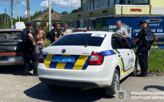 На Хмельниччині чоловік намагався намагався «відкупити» молодшого брата від відповідальності за п’яну їзду