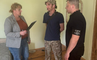 Львовянин получил 7 лет за переправку мужчин через границу за $11 тысяч