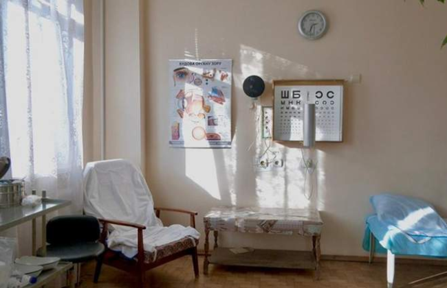 Ослепли 18 пациентов — в Тернопольской области требуют отстранить от работы офтальмологов