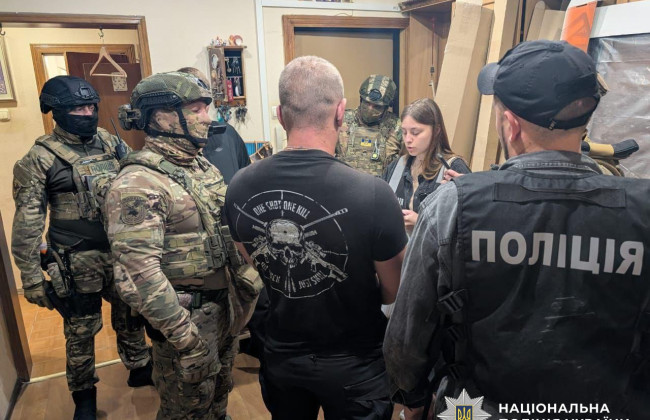 Нацполиция проводит более 150 обысков по схемам для уклонистов