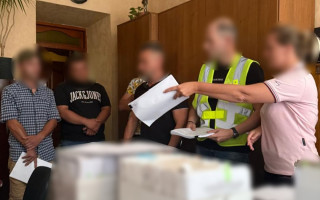 Рейдерский захват земли и зданий на побережье Днепра – дело на 14,6 млн грн дошло до суда