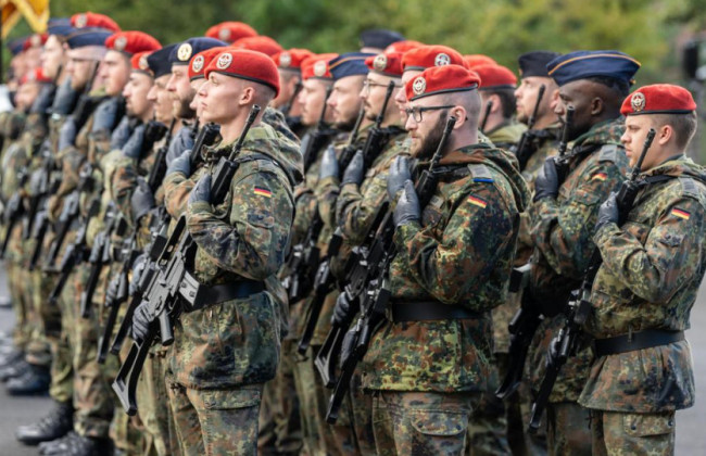 Депутати тиснуть на канцлера Німеччини Мерца щодо введення обов’язкової військової служби