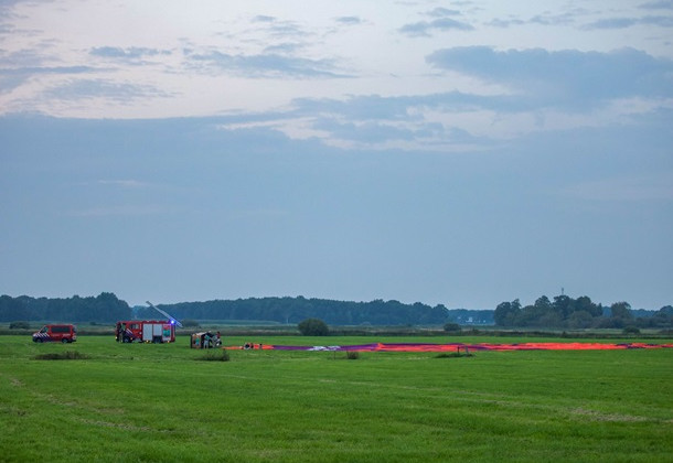 В Нидерландах упал туристический воздушный шар с 34 людьми: есть жертва