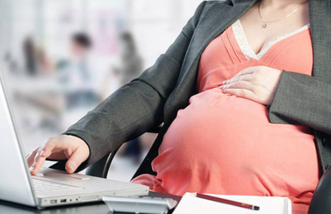 Отпуска для беременных женщин и работников с детьми — что нужно знать
