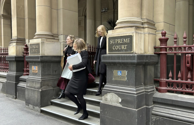 В Австралии адвокат признал ошибку из-за выдуманных материалов ИИ по делу об убийстве