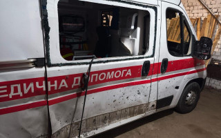 Виїзд медичних бригад у зону активних чи можливих бойових дій будуть оплачувати за новими коефіцієнтами