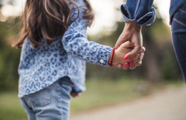 В Пенсионном фонде разъяснили, какие условия назначения пособия для одиноких матерей и родителей