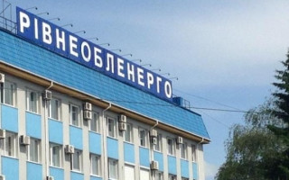 Суд обязал энергопоставщика компенсировать ущерб за пожар в доме истицы — подробности дела