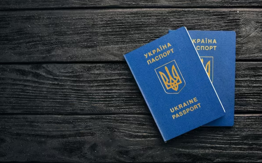 Зміна прізвища малолітньої дитини — у Мін’юсті нагадали підстави, порядок та строки
