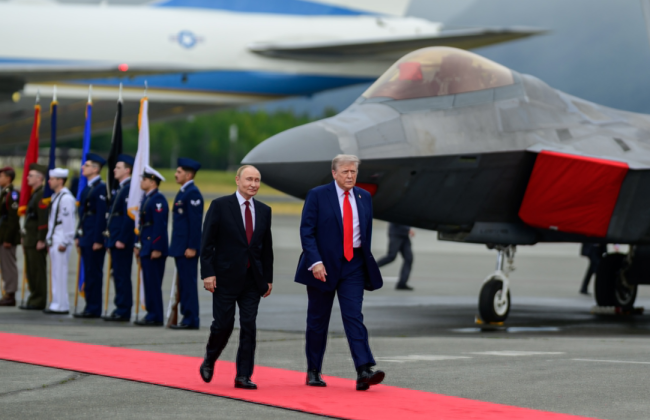Білий дім назвав зустріч Трампа і Путіна на Алясці «історичною», фото