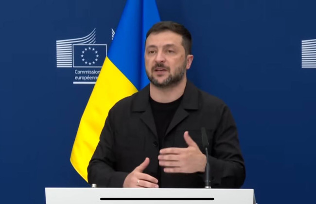 Зеленський наполягає, що спочатку треба припинити вогонь, а потім працювати над угодою