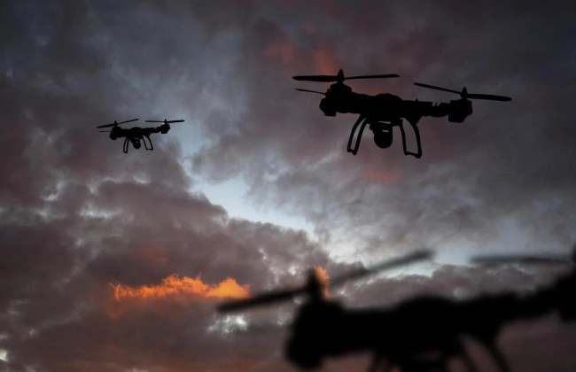 Зеленский ввел в действие санкции против производителей дронов с ИИ и их поставщиков