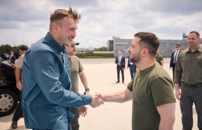 Командира «Азова» Дениса Прокопенко наградили орденом Богдана Хмельницкого II степени