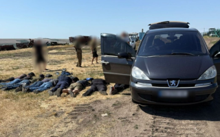 В Одесской области задержали авто с 8 «пассажирами», которых везли в Приднестровье за $8 тысяч