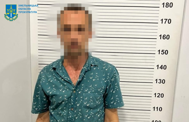 Угрожал оружием — в Хмельницкой области мужчина совершил разбойное нападение на военнослужащего