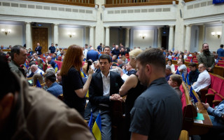 Верховна Рада схвалила законопроект про виплату 50 тисяч грн всім жінкам, які народили дитину