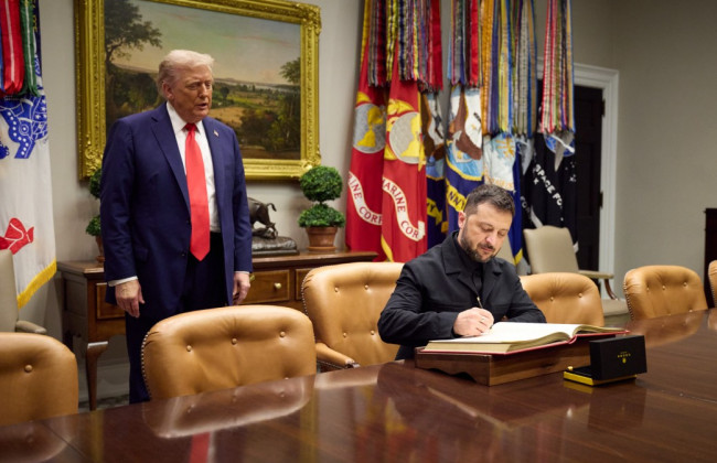 Зеленский заявил, что вопрос территорий будет обсуждать напрямую с Путиным