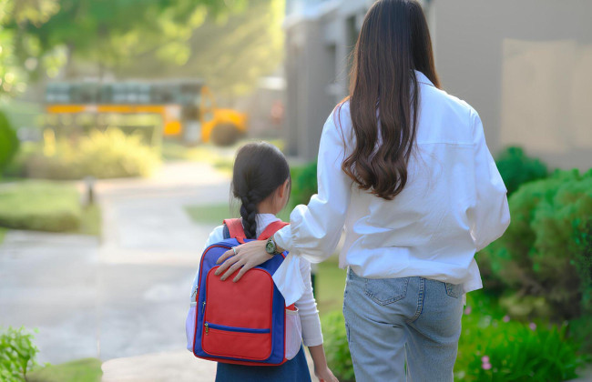 Как обратиться за деньгами для детей, которые идут в первый класс в школу – объяснение