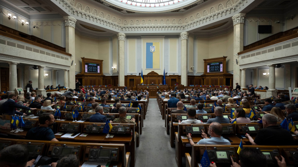 Верховна Рада розгляне зміни до бюджету, якими пропонується збільшити видатки на підтримку міжнародного позитивного іміджу України