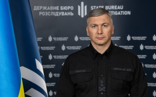 ДБР викрило понад 1 млн грн хабарів за переправлення військовозобов’язаних через кордон