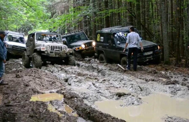 На Закарпатье в Пилипце запретили джиппинг на гору Гымба
