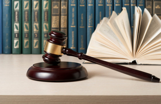 В Британии судью наказали за интим в зале суда — он извинился за инцидент 15-летней давности