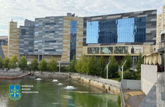 Не только для жителей ЖК – прокуратура требует обеспечить свободный доступ всем киевлянам к набережной
