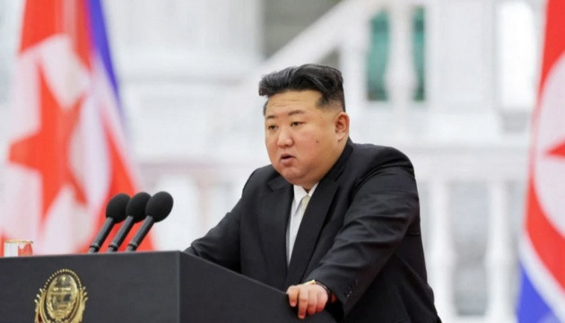 Ким Чен Ын приказал увеличить ядерный арсенал КНДР