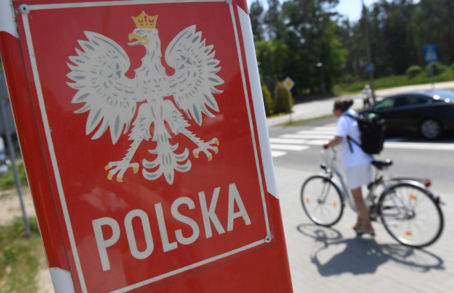 ЦПД опроверг фейки о «массовых проверках украинцев» в Польше